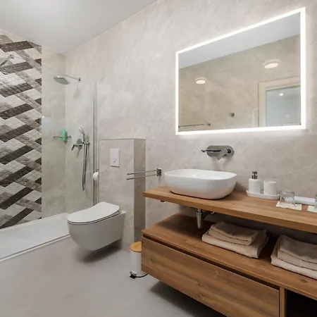 Luxury Vin With Pool & Sea View Apartman *
