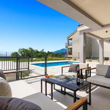 Luxury Vin With Pool & Sea View Apartman