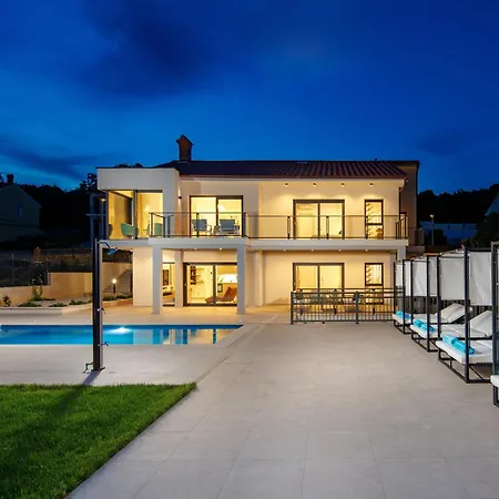Luxury Vin With Pool & Sea View Apartman *