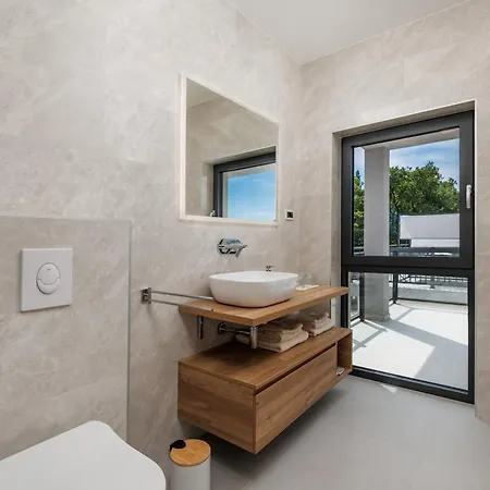 Luxury Vin With Pool & Sea View Apartman