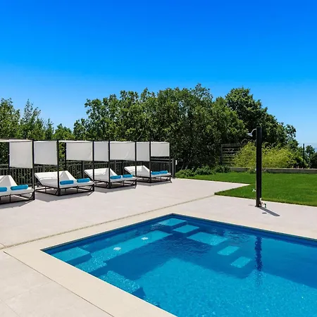 Luxury Vin With Pool & Sea View