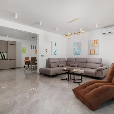 Luxury Vin With Pool & Sea View Apartman *